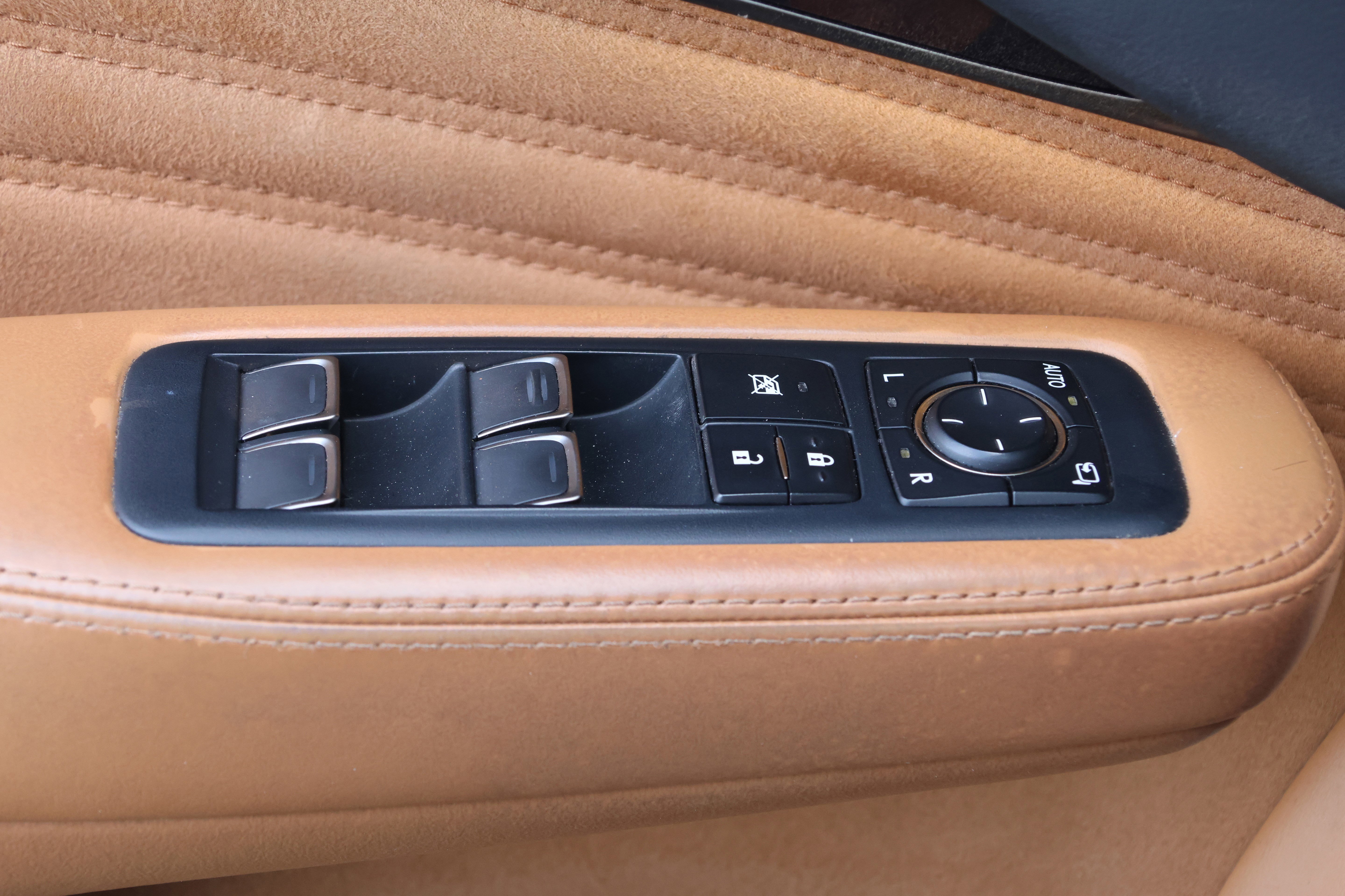 Certified 2023 Lexus LS 500 AWD w/ Interior Upgrade Package image 14