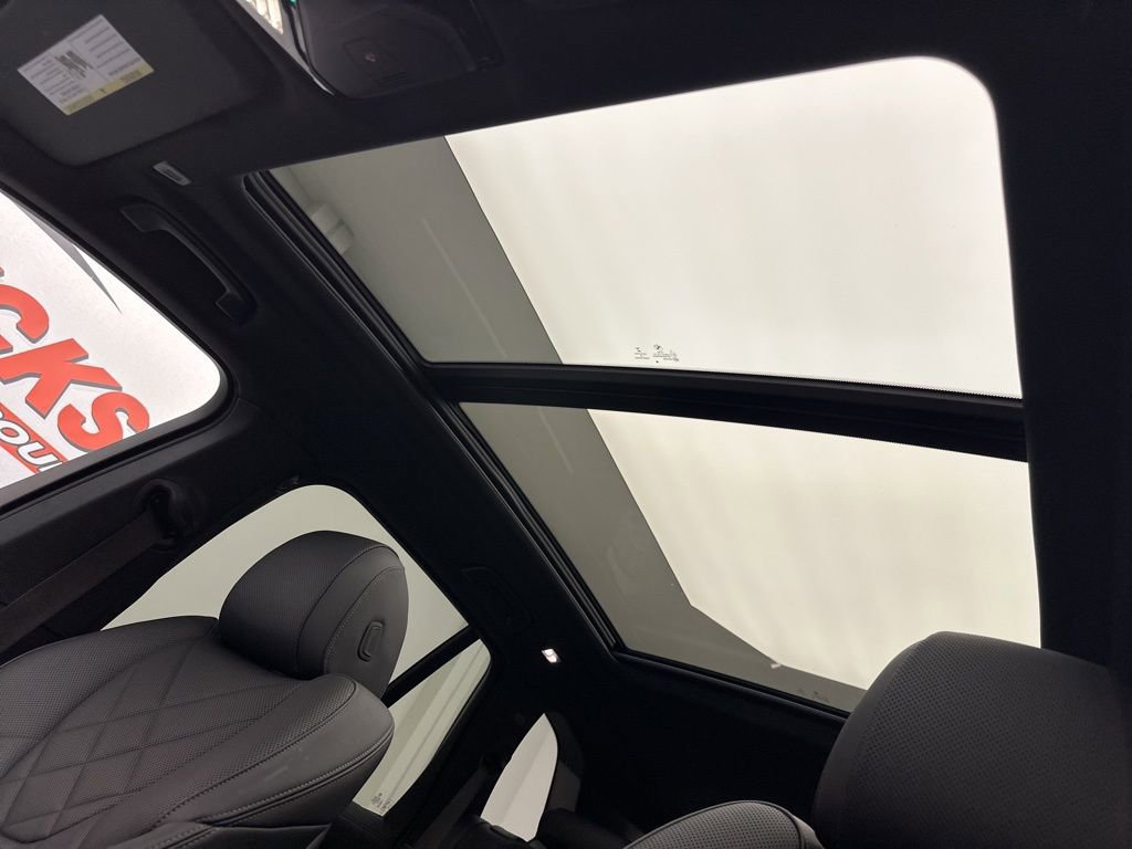 Used 2023 BMW X5 xDrive45e image 24