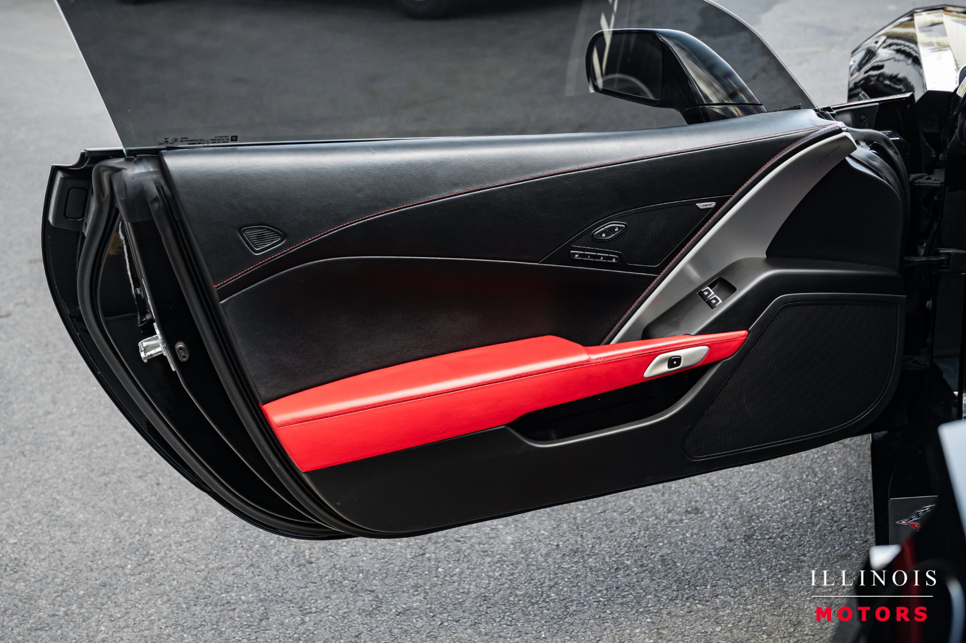 Used 2015 Chevrolet Corvette Stingray Coupe w/ 2LT Preferred Equipment Group image 14