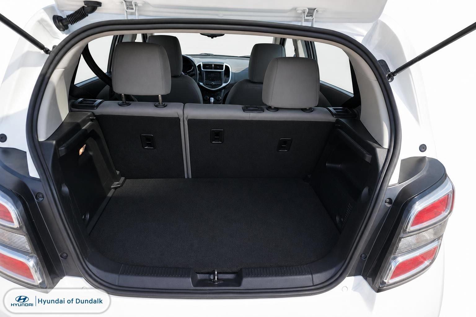 Used 2020 Chevrolet Sonic LT FWD image 13