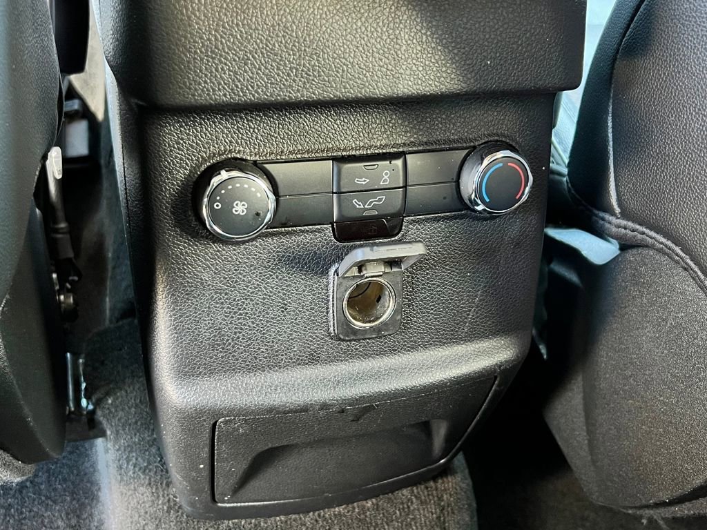 Used 2018 Ford Explorer XLT w/ Equipment Group 202A image 13