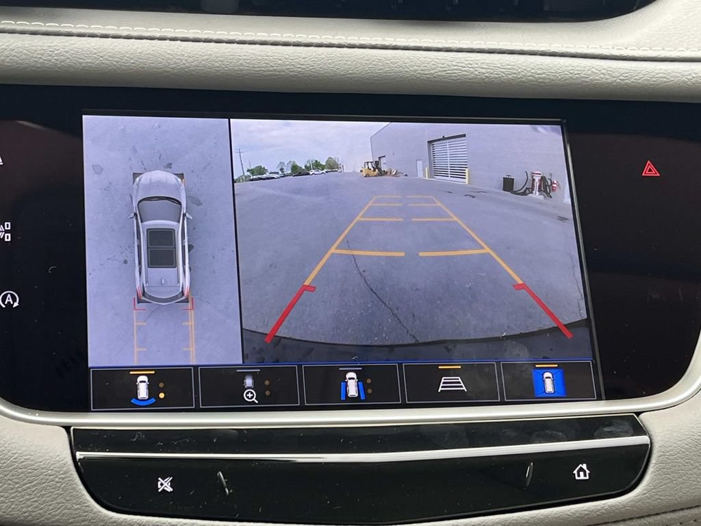 New 2026 Cadillac XT5 Premium Luxury w/ Driver Assist Package AWD/4WD image 39