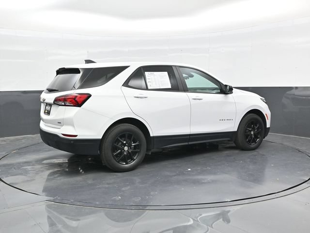 Used 2022 Chevrolet Equinox LS w/ LS Convenience Package AWD/4WD image 7