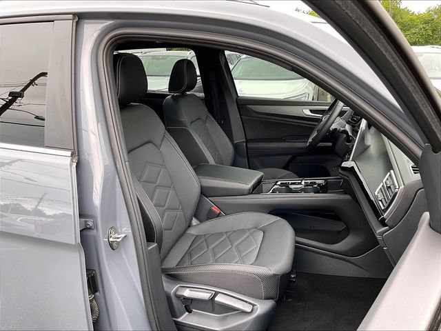 Used 2024 Volkswagen Atlas Cross Sport SE AWD/4WD image 19