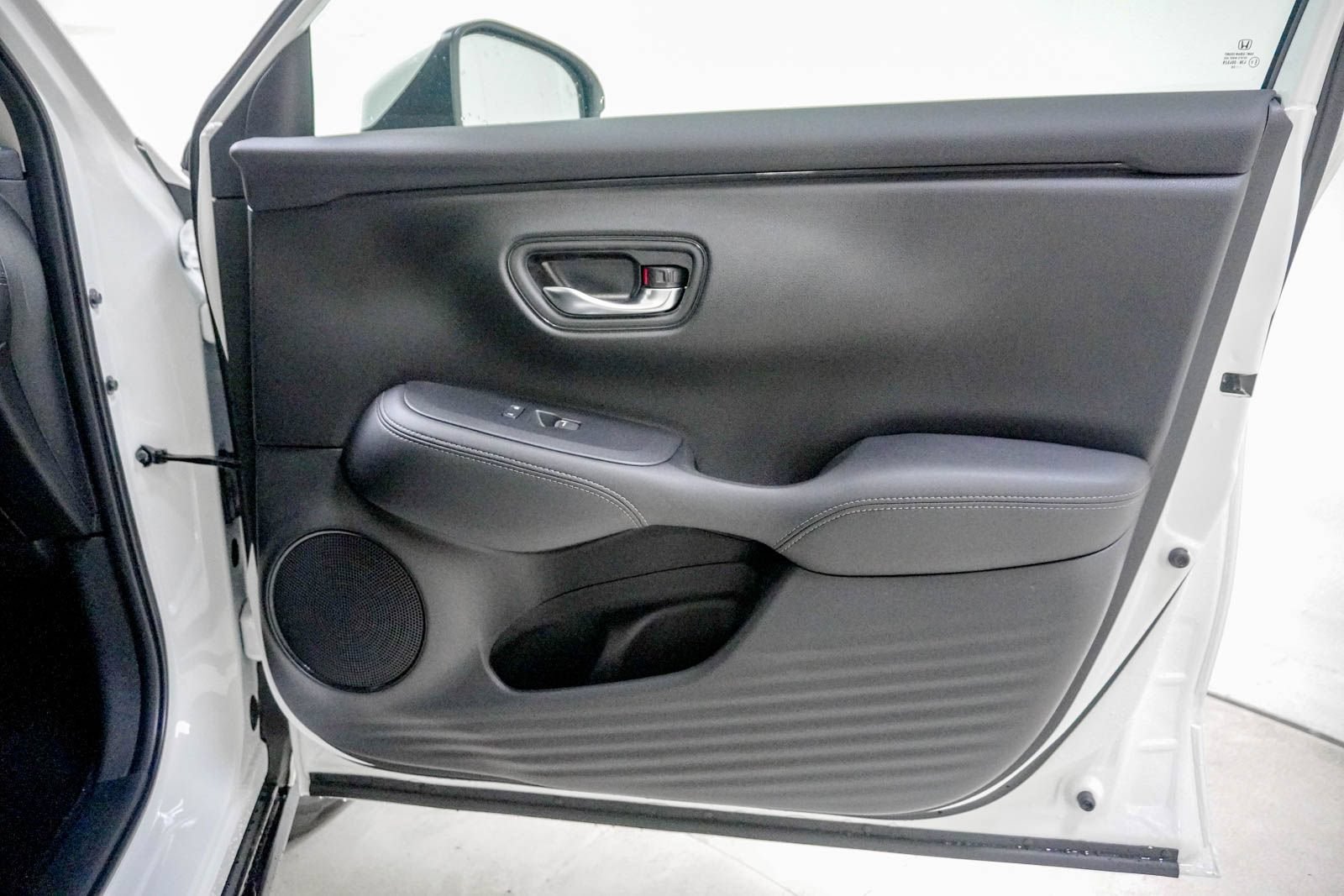 New 2027 Honda HR-V EX-L image 30