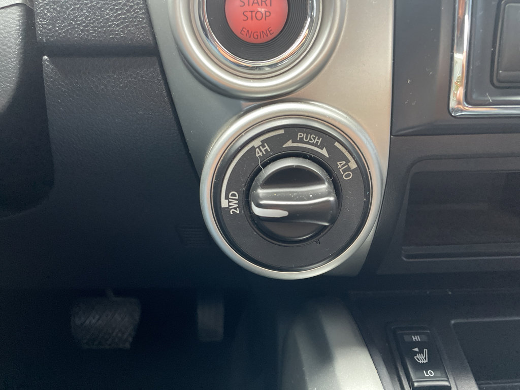 Used 2017 Nissan Titan SL image 34