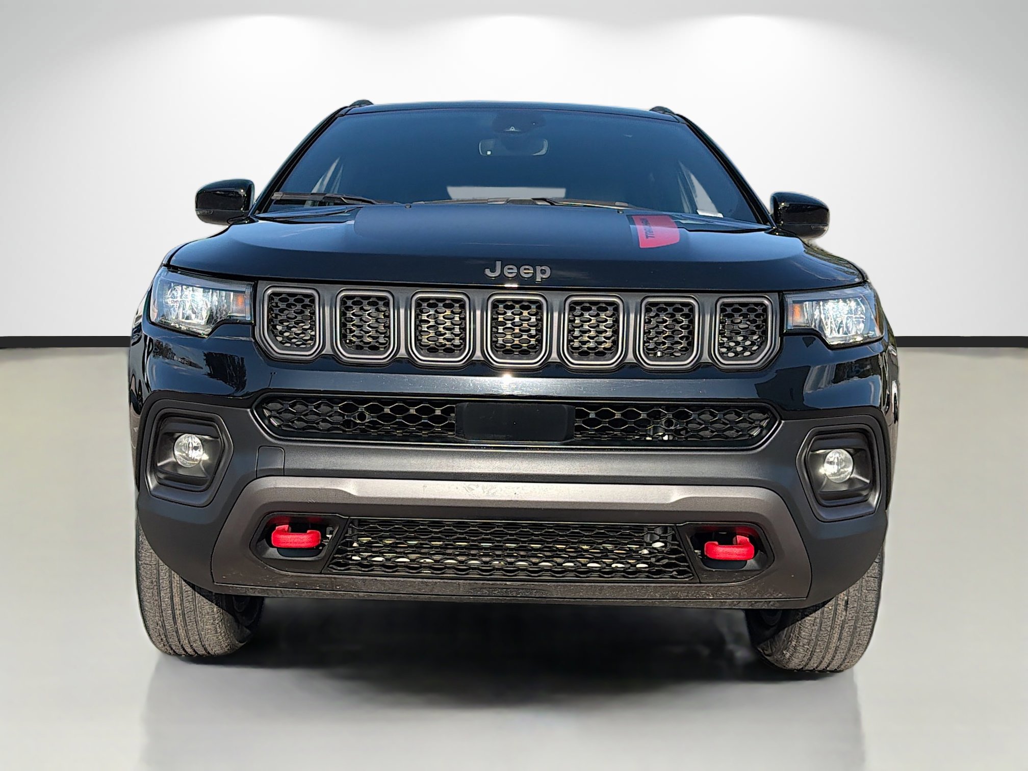 Used 2023 Jeep Compass Trailhawk image 8