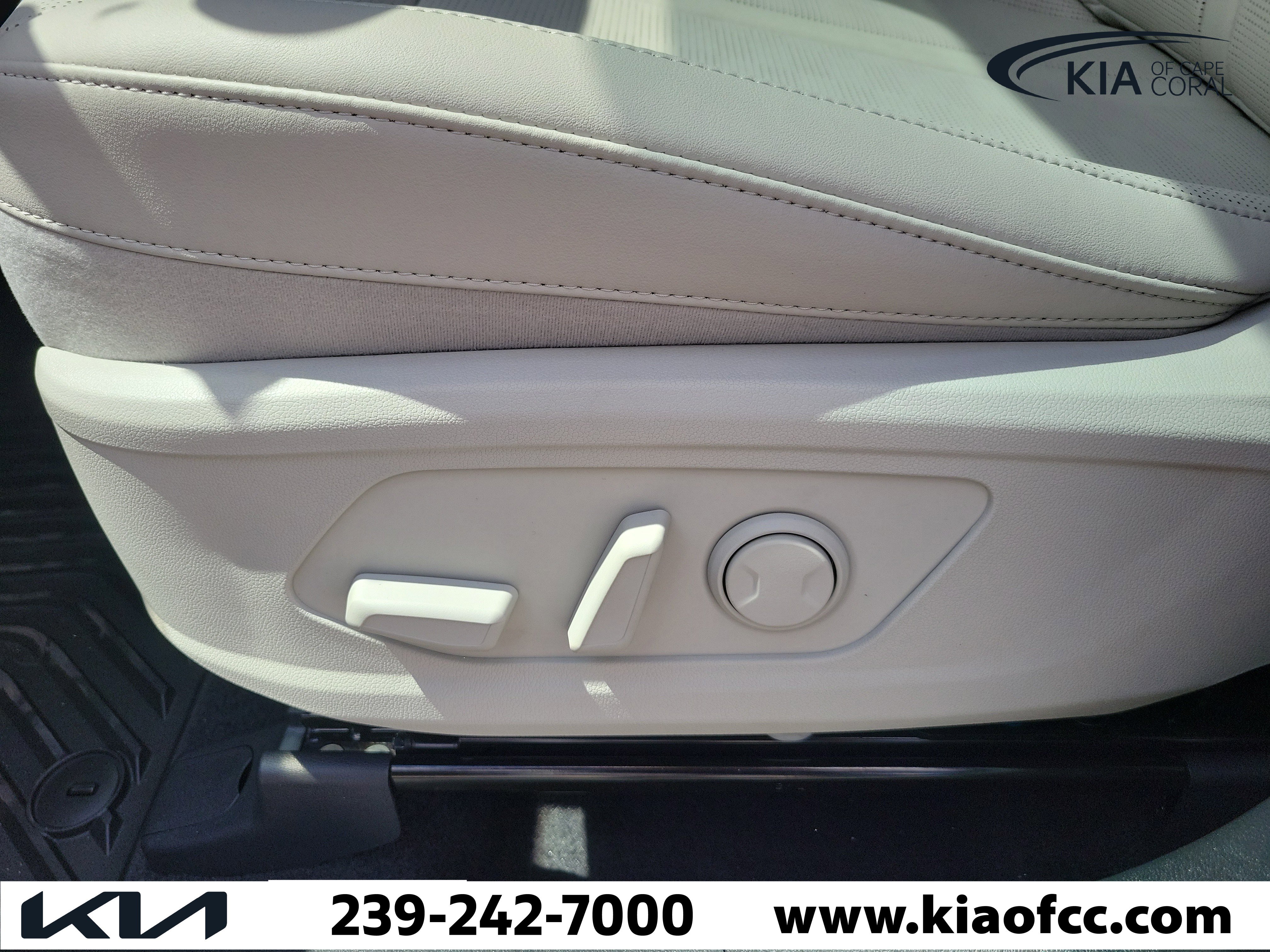 New 2026 Kia Sorento EX FWD image 22