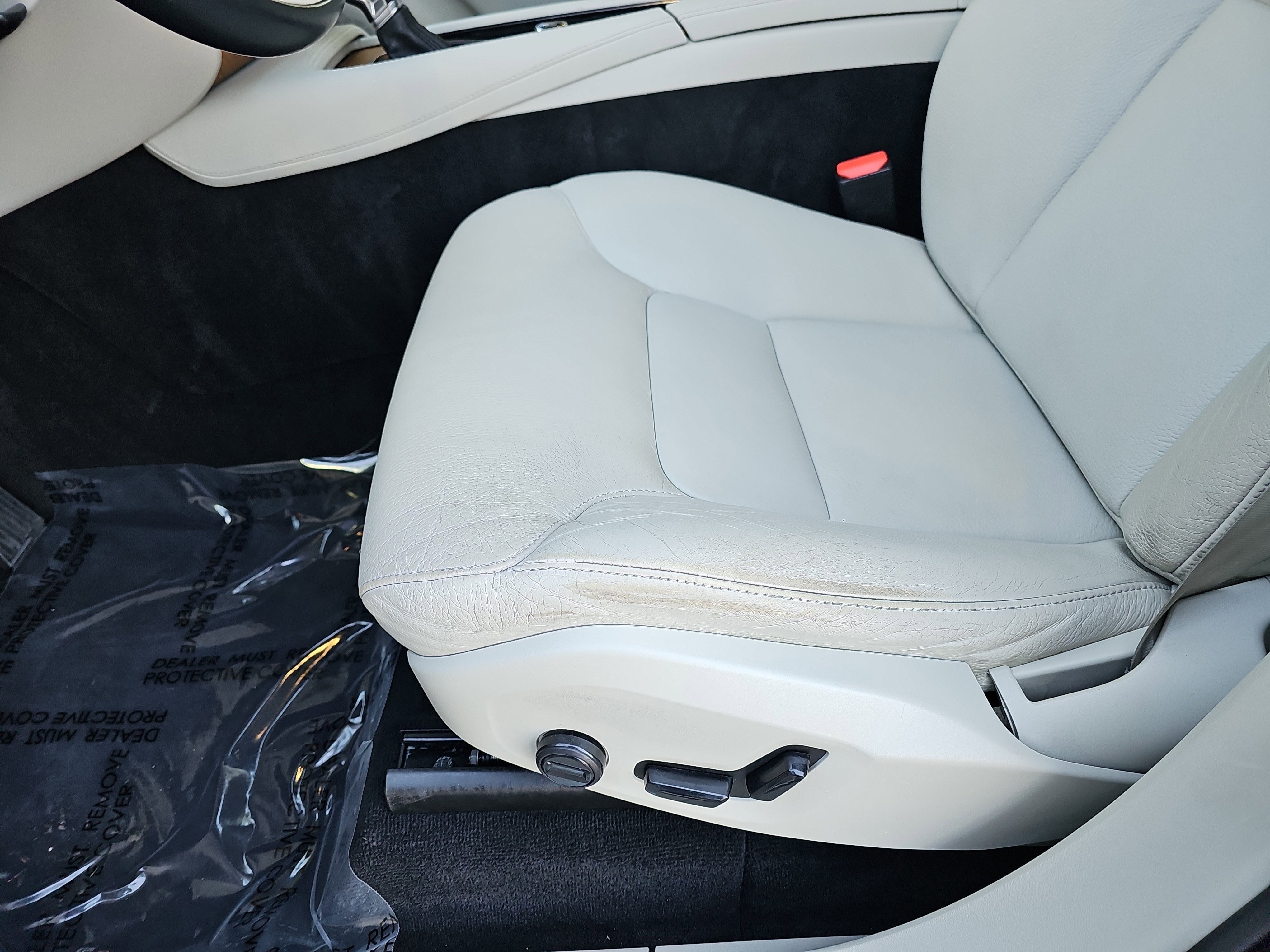 Used 2021 Volvo XC90 T6 Momentum image 30