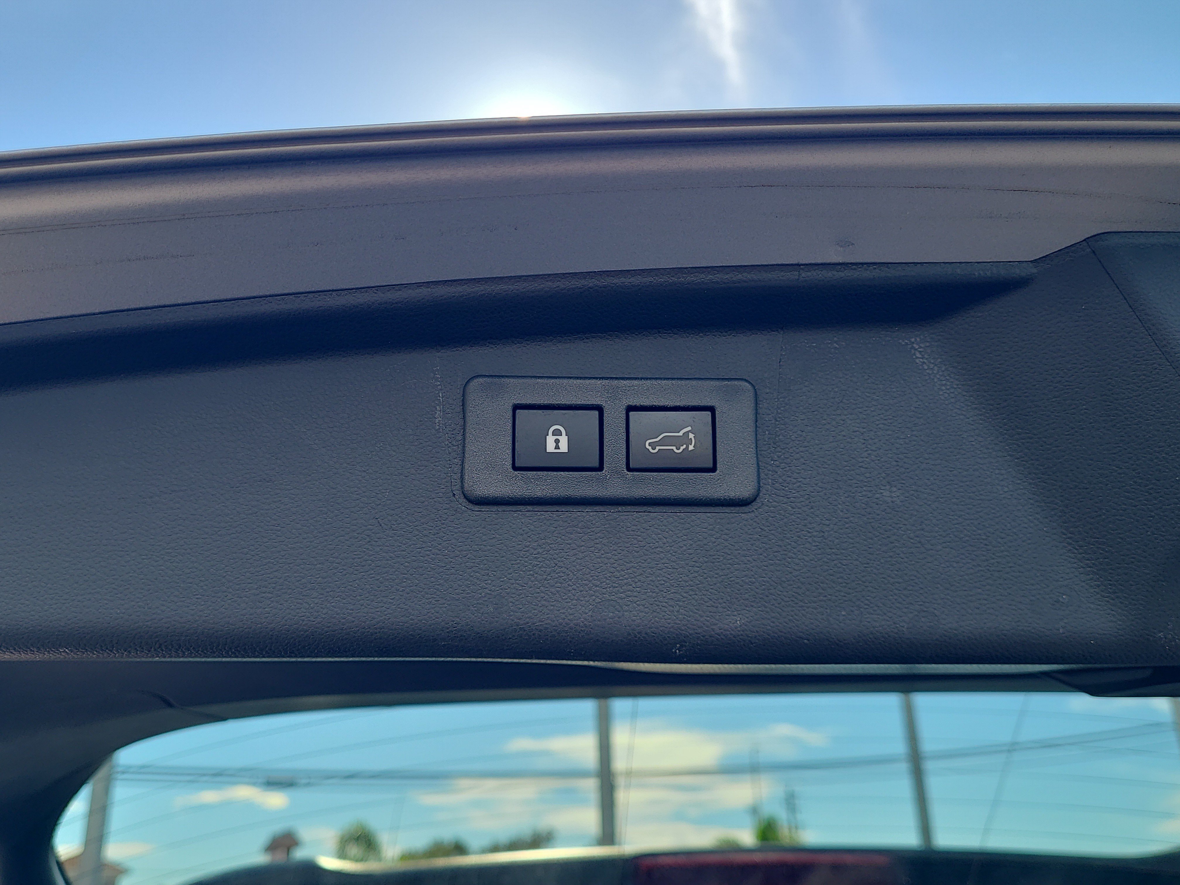 Certified 2024 Subaru Outback Limited AWD/4WD image 10