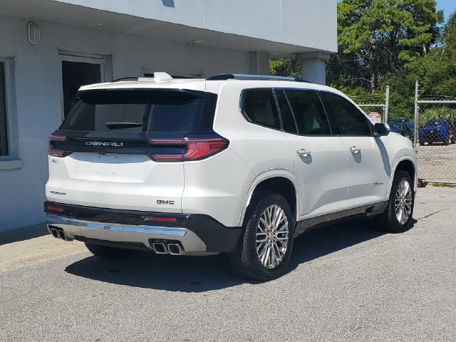 Used 2024 GMC Acadia Denali FWD image 7