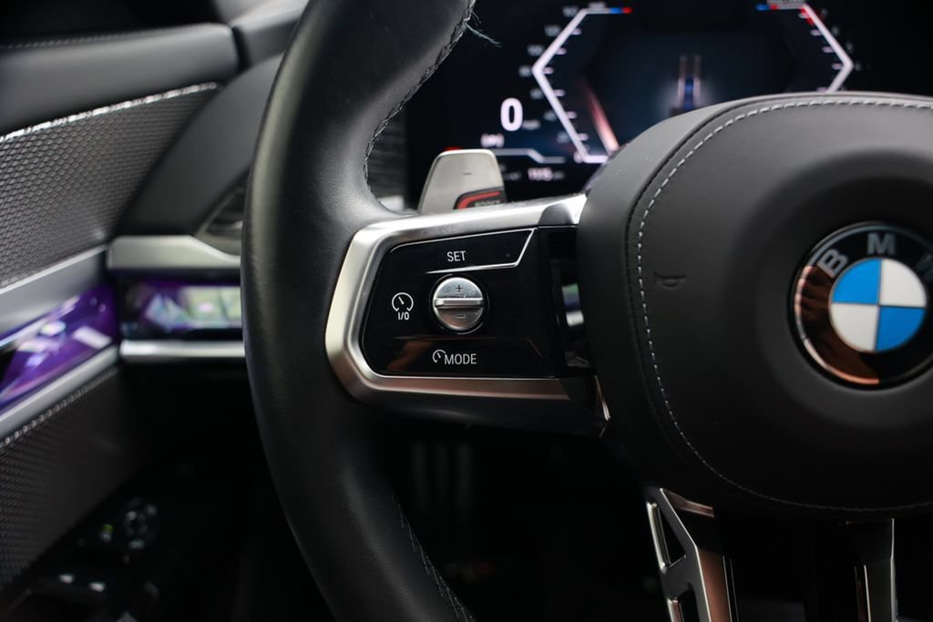 Used 2023 BMW 740i w/ Executive Package RWD image 21