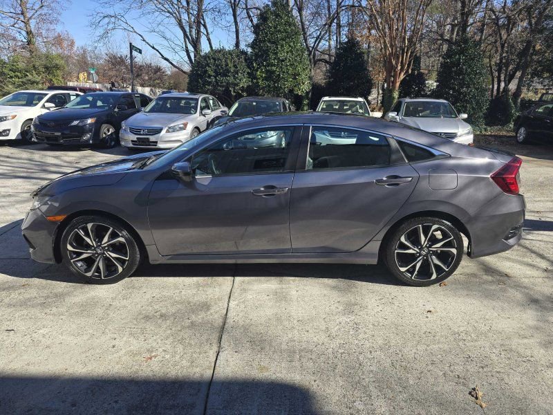 Used 2021 Honda Civic Sport image 2