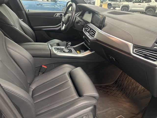 Used 2022 BMW X5 xDrive40i AWD/4WD image 29