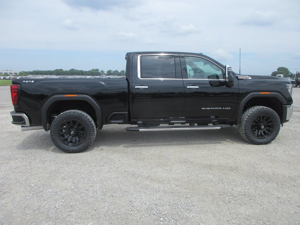 New 2026 GMC Sierra 2500 SLT w/ SLT Premium Package AWD/4WD image 3