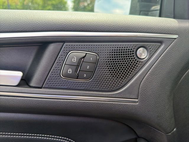 Used 2020 Ford Edge Titanium w/ Cargo Accessory Package FWD image 13
