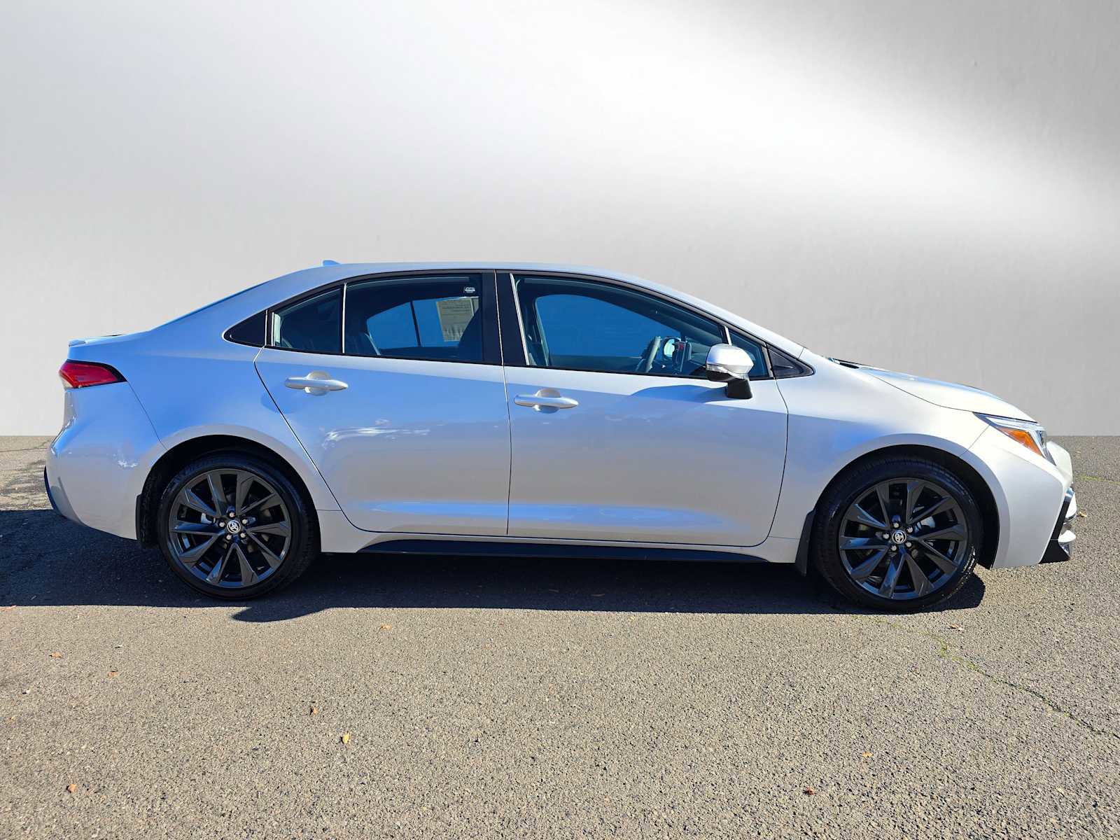 Certified 2026 Toyota Corolla SE image 2