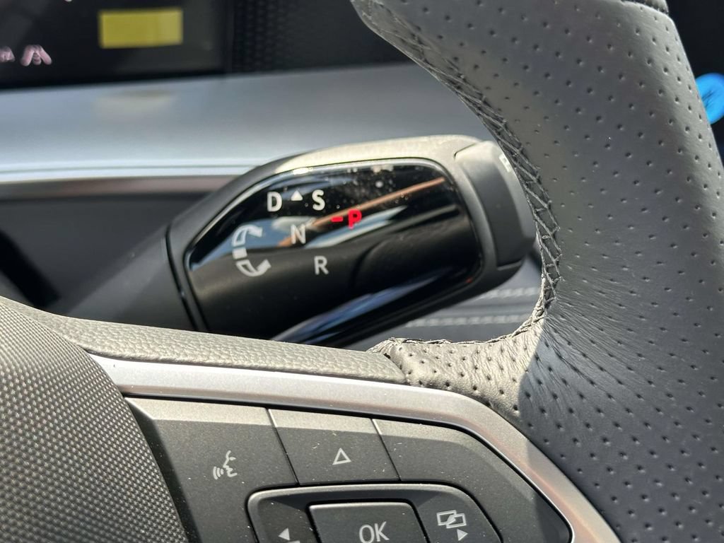 New 2026 Volkswagen Tiguan SE R-Line AWD/4WD image 19