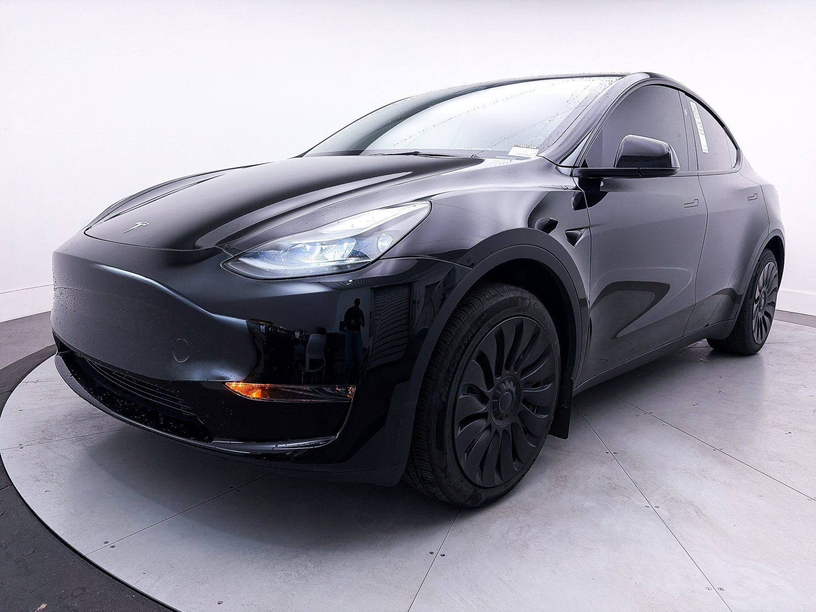 Used 2025 Tesla Model Y Long Range image 11