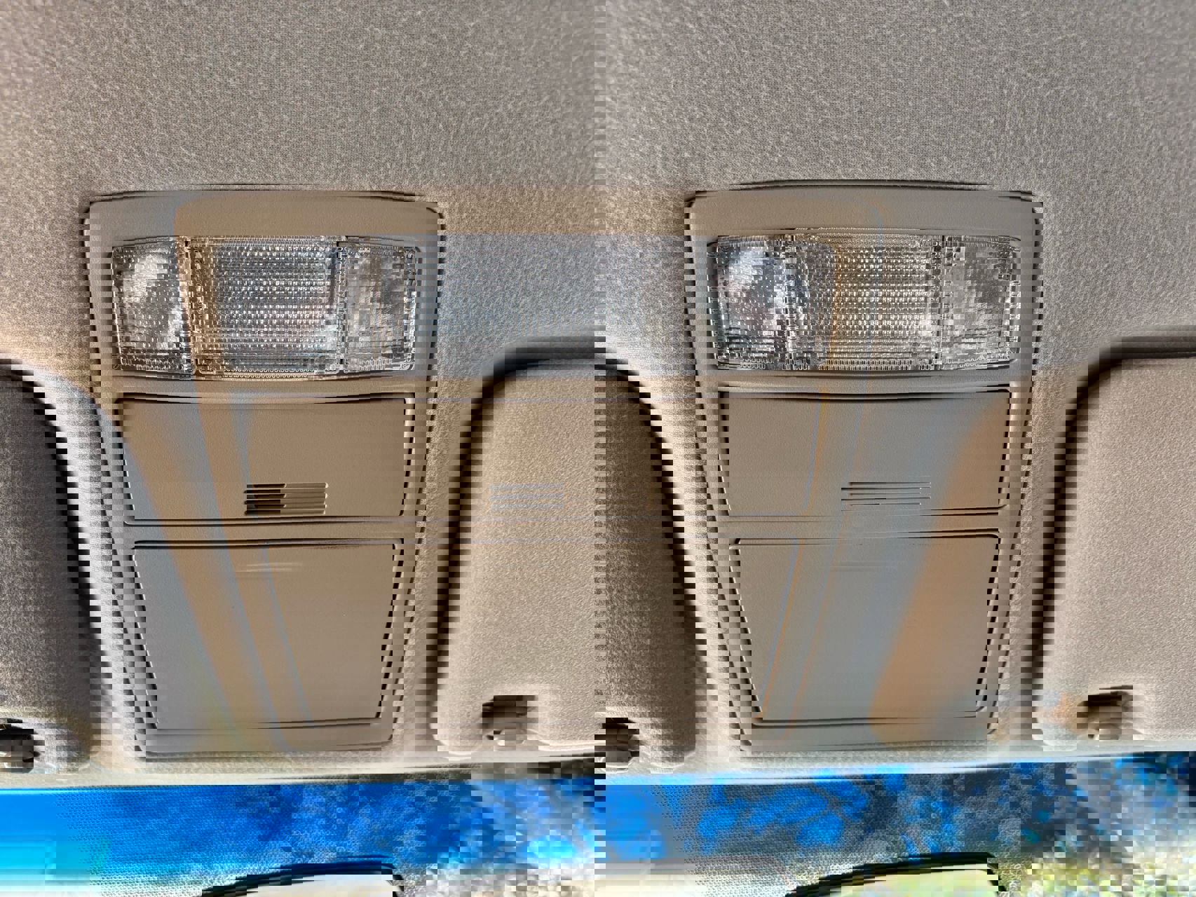 Used 2010 Toyota Camry LE image 28