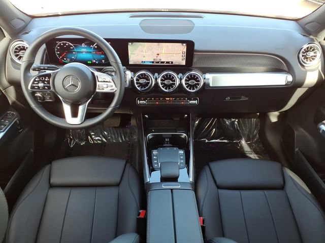 Certified 2023 Mercedes-Benz EQB 300 4MATIC image 4