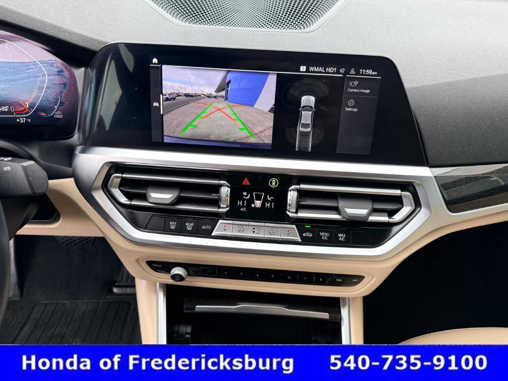 Used 2022 BMW 330i Sedan w/ Driving Assistance Package image 31