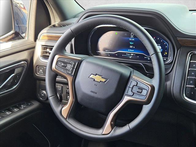 Used 2024 Chevrolet Tahoe High Country w/ Premium Package RWD image 11
