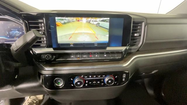 Used 2023 Chevrolet Silverado 1500 LT AWD/4WD image 32