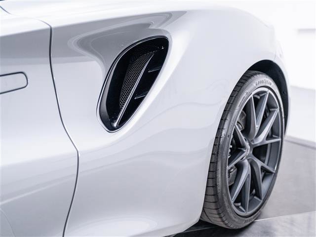 New 2025 Lotus Emira image 12