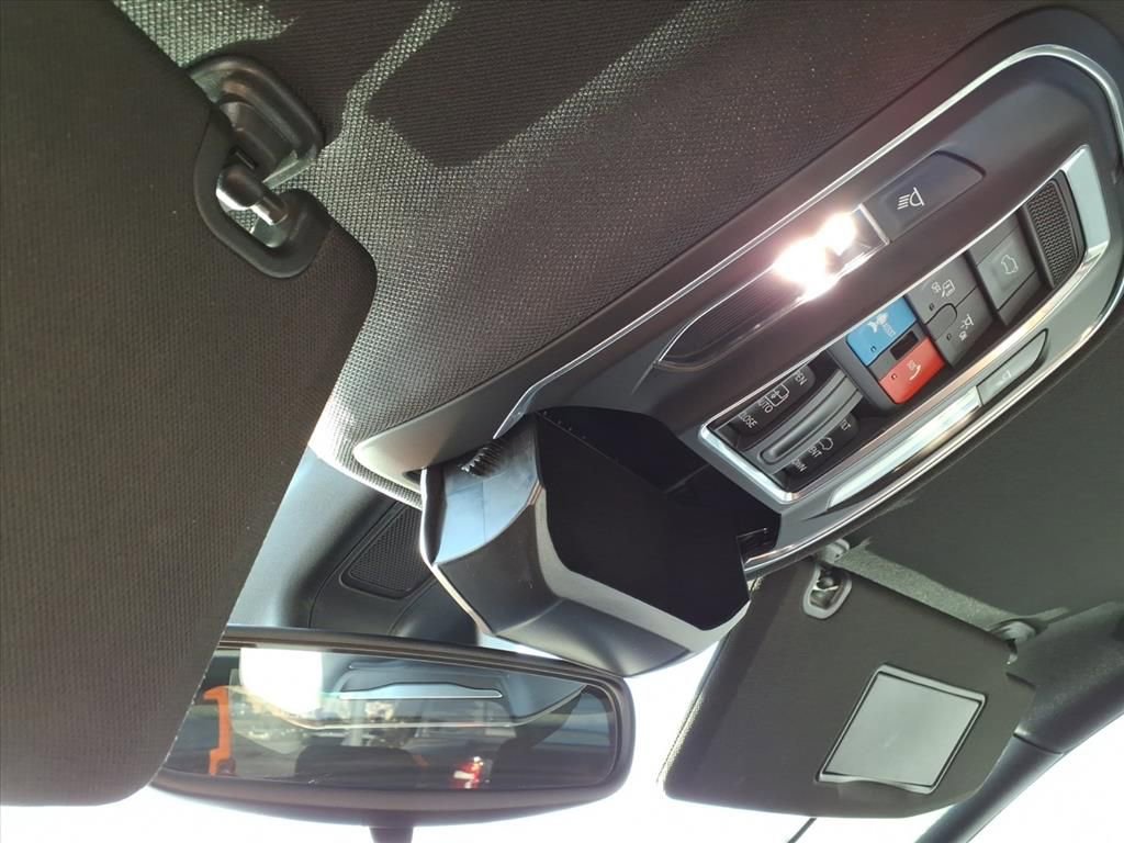 Used 2023 Jeep Grand Cherokee Altitude image 28