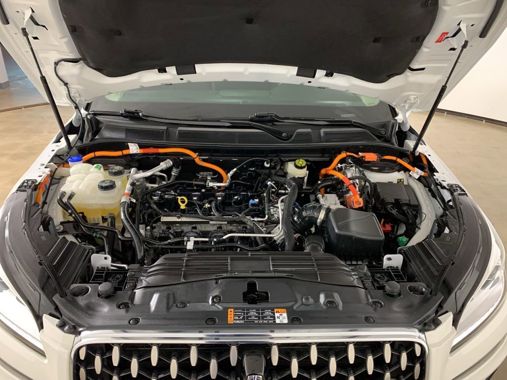 Used 2024 Lincoln Corsair Grand Touring w/ Equipment Group 301A AWD/4WD image 39