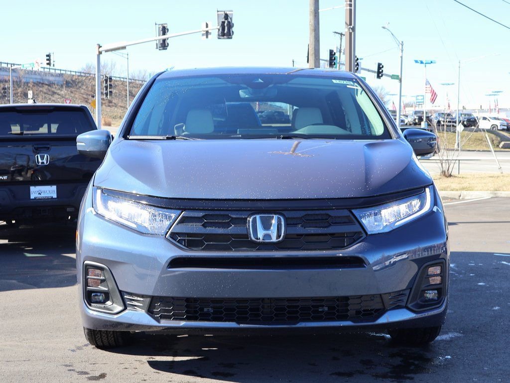 New 2026 Honda Odyssey EX-L image 2