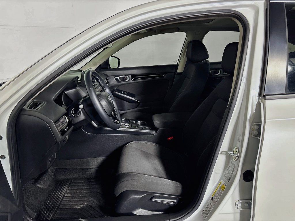 Used 2023 Honda Civic EX image 11