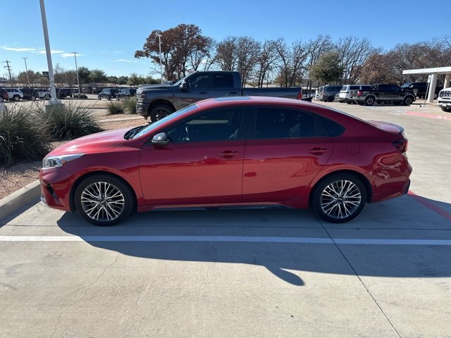Used 2024 Kia Forte GT-Line w/ GT-Line Premium Package image 2