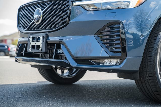 New 2026 Volvo XC60 B5 Plus w/ Climate Package image 15