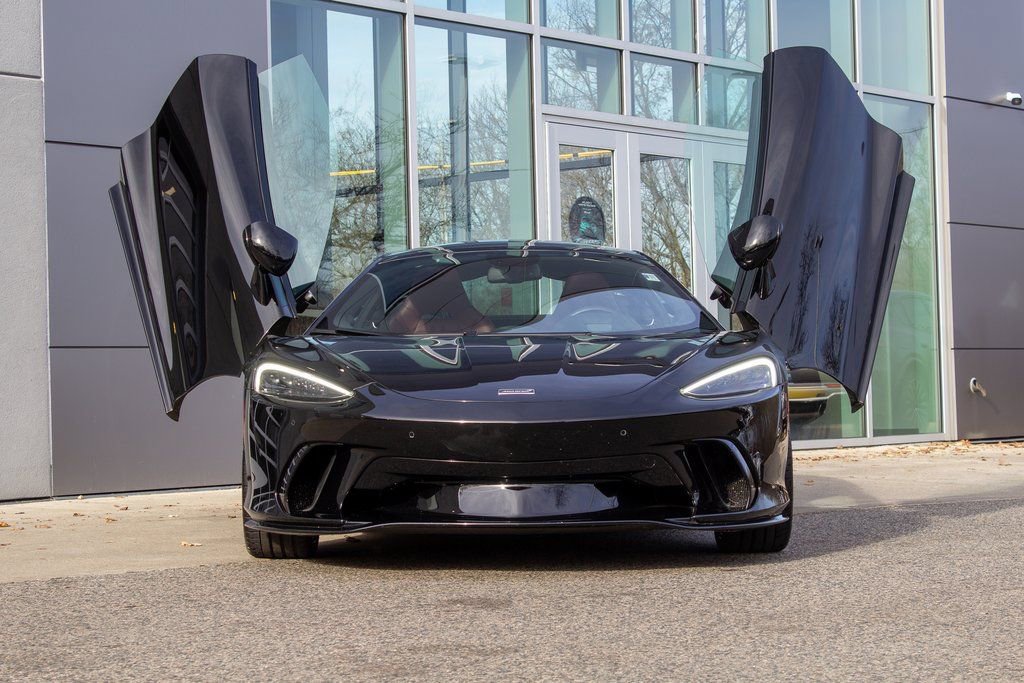 Used 2025 McLaren GTS image 3