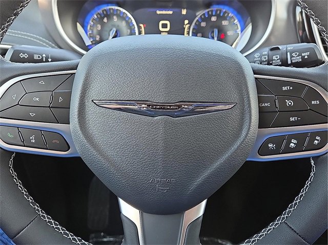 New 2026 Chrysler Pacifica Select image 20