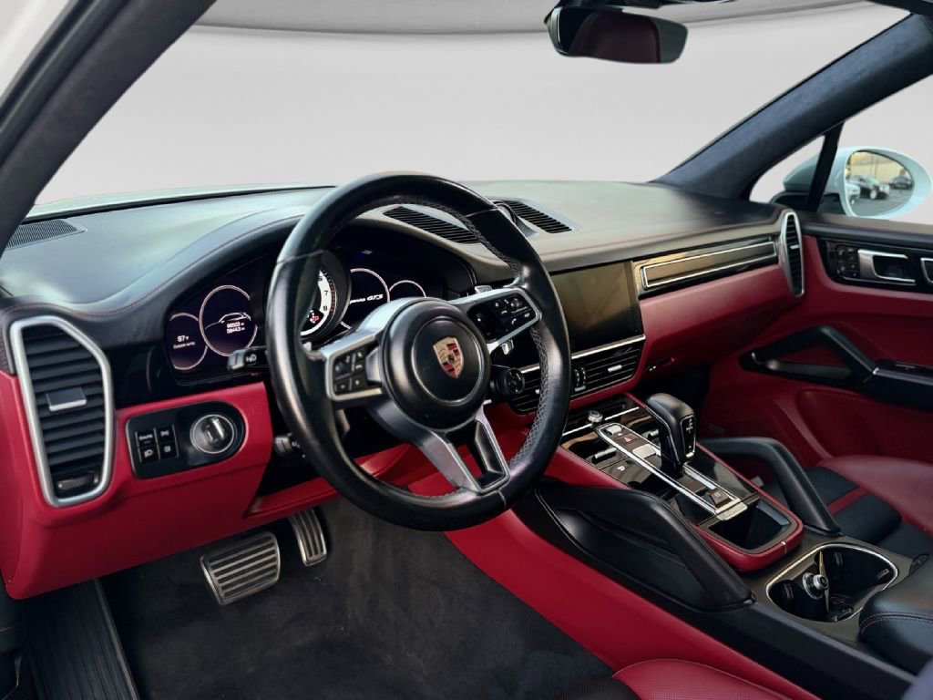 Used 2021 Porsche Cayenne GTS image 22