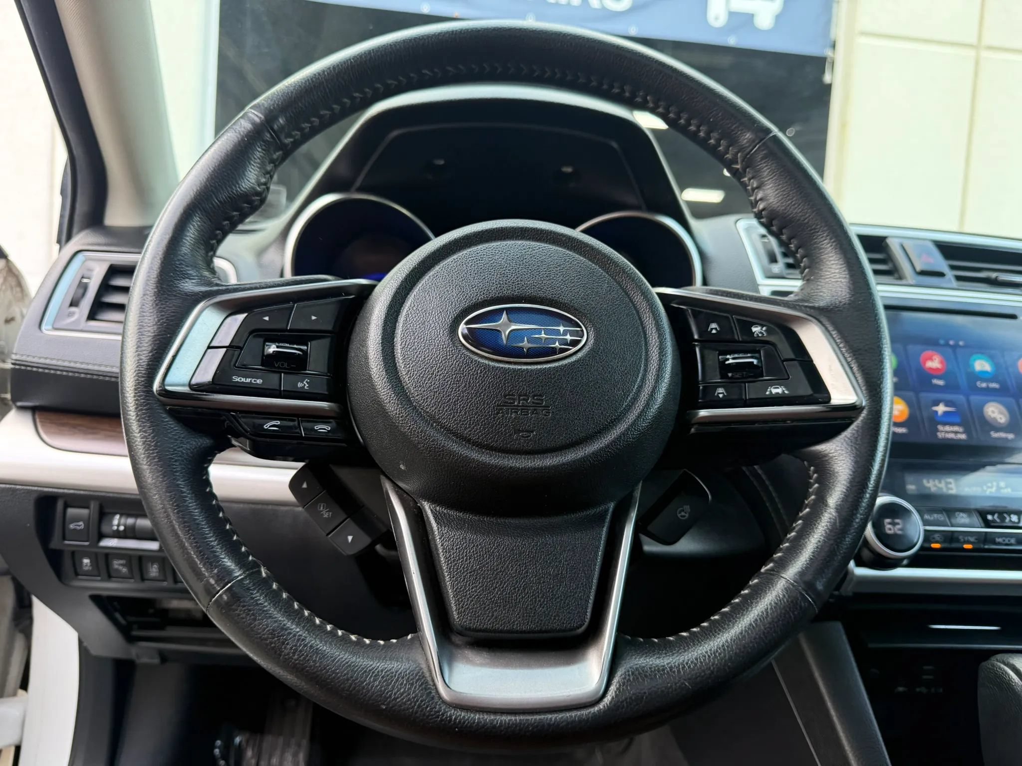 Used 2019 Subaru Outback 3.6R Touring AWD/4WD image 20