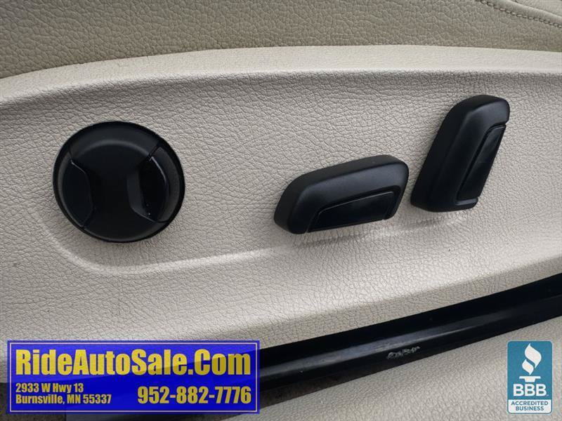 Used 2012 Volkswagen Passat 2.5 SE FWD image 17
