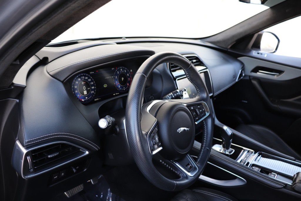 Used 2020 Jaguar F-PACE SVR AWD/4WD image 50