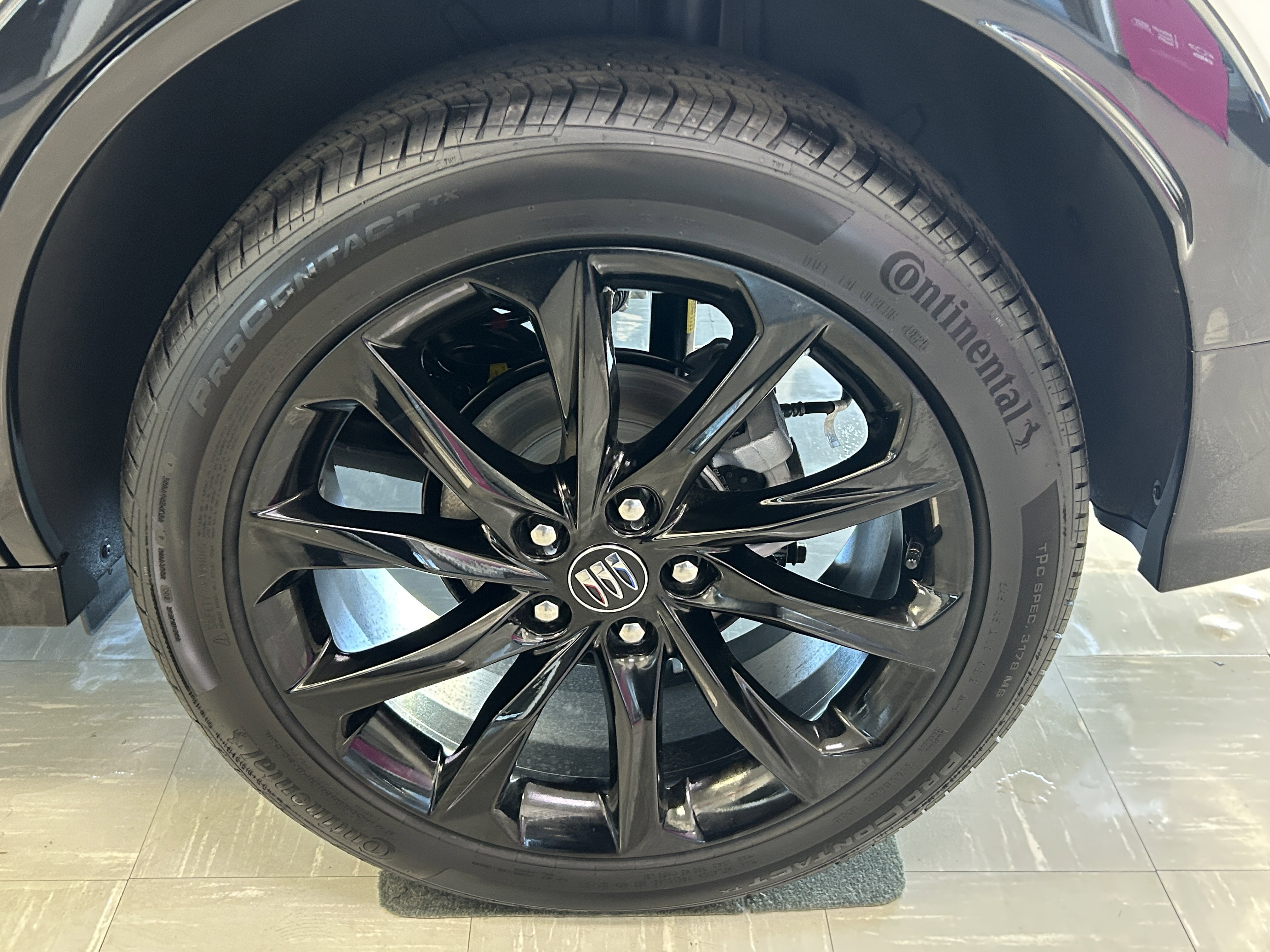 New 2026 Buick Encore GX Sport Touring w/ Comfort Package image 2