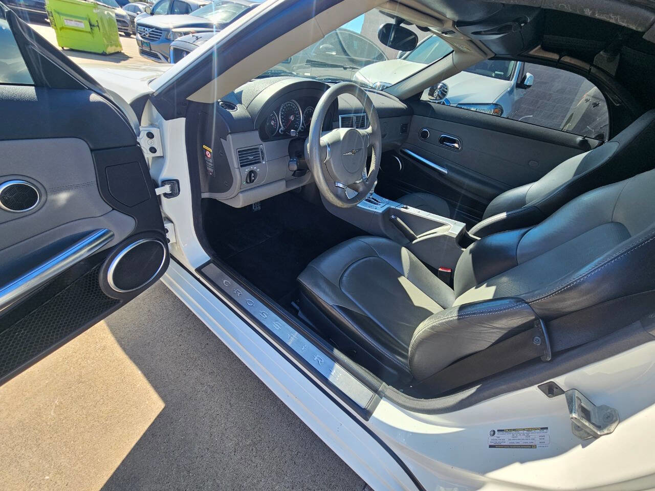 Used 2006 Chrysler Crossfire Limited image 7