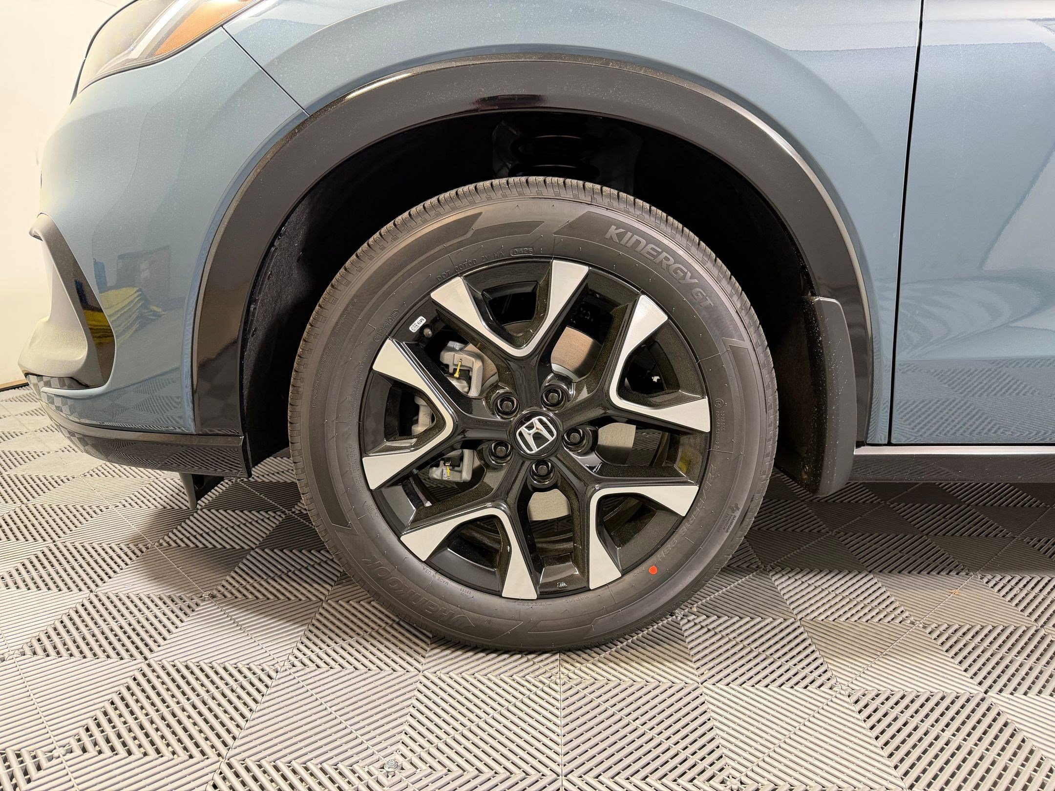 New 2026 Honda HR-V EX-L image 10