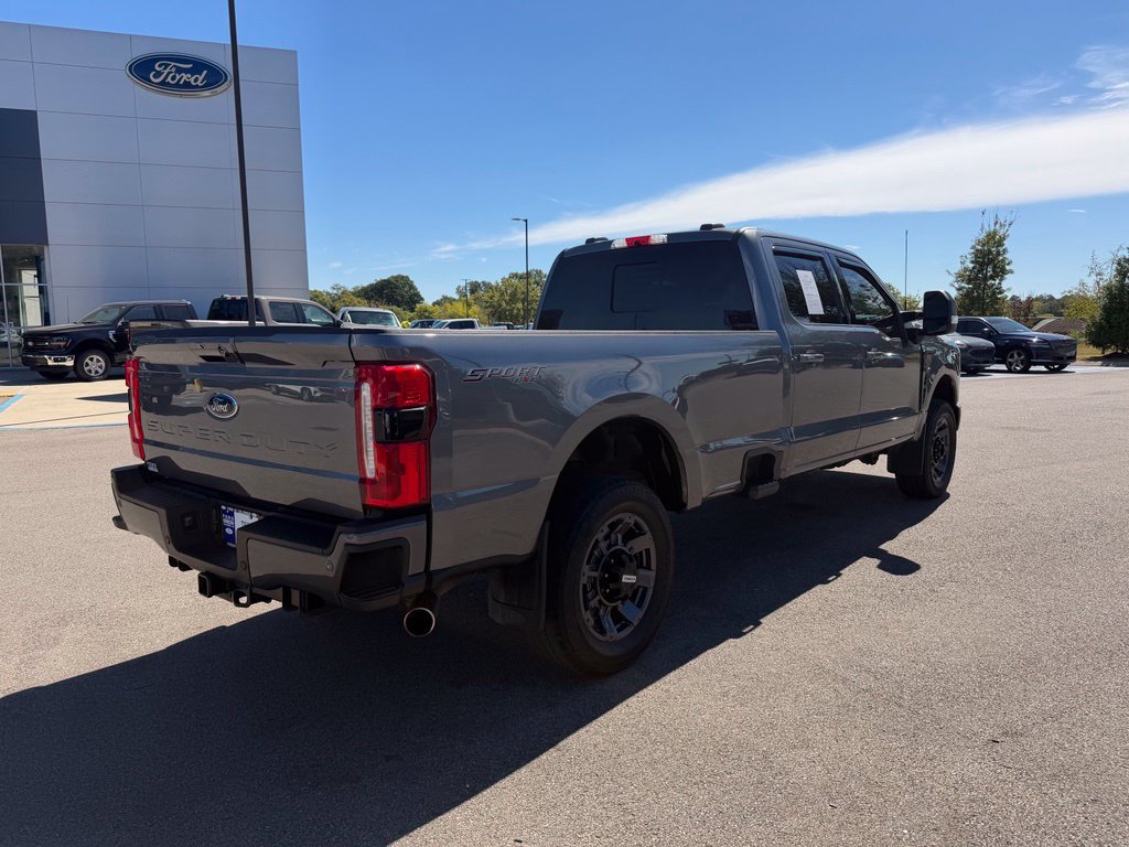 Used 2024 Ford F250 Lariat w/ Sport Appearance Package AWD/4WD image 6