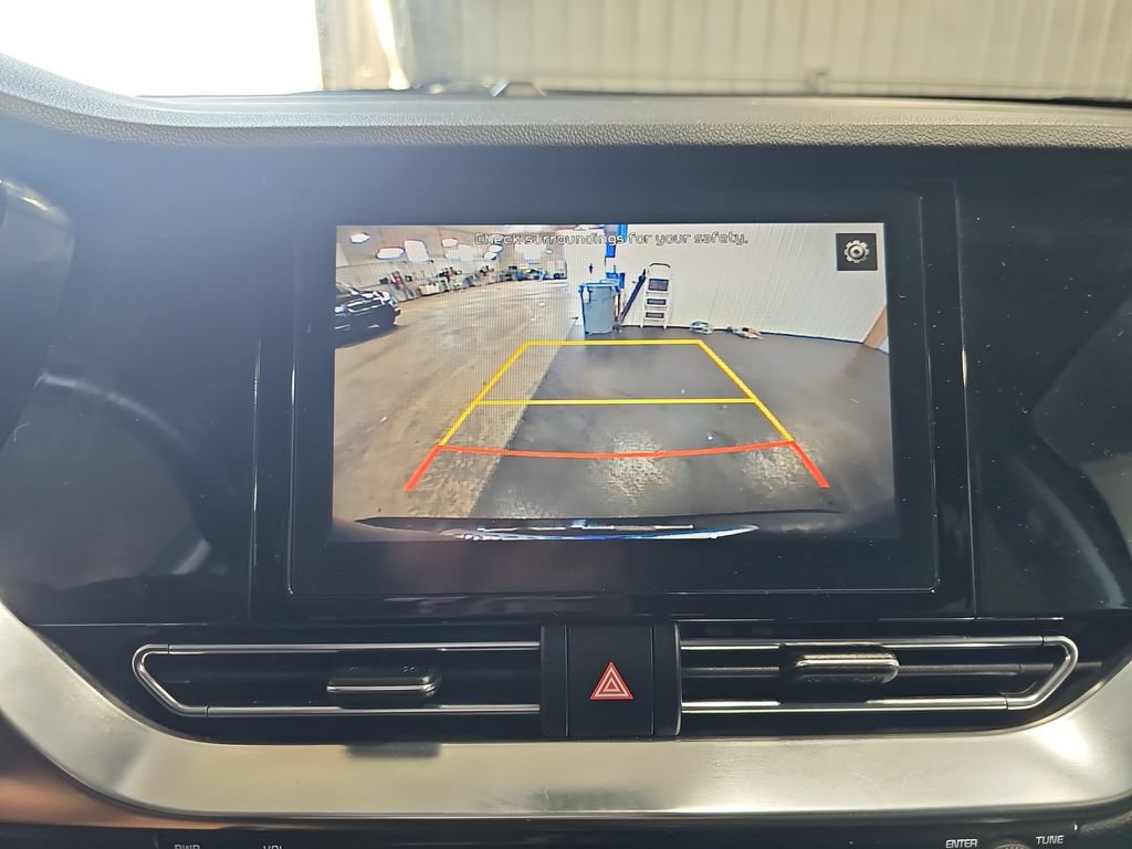 Used 2021 Kia Niro LXS FWD image 23
