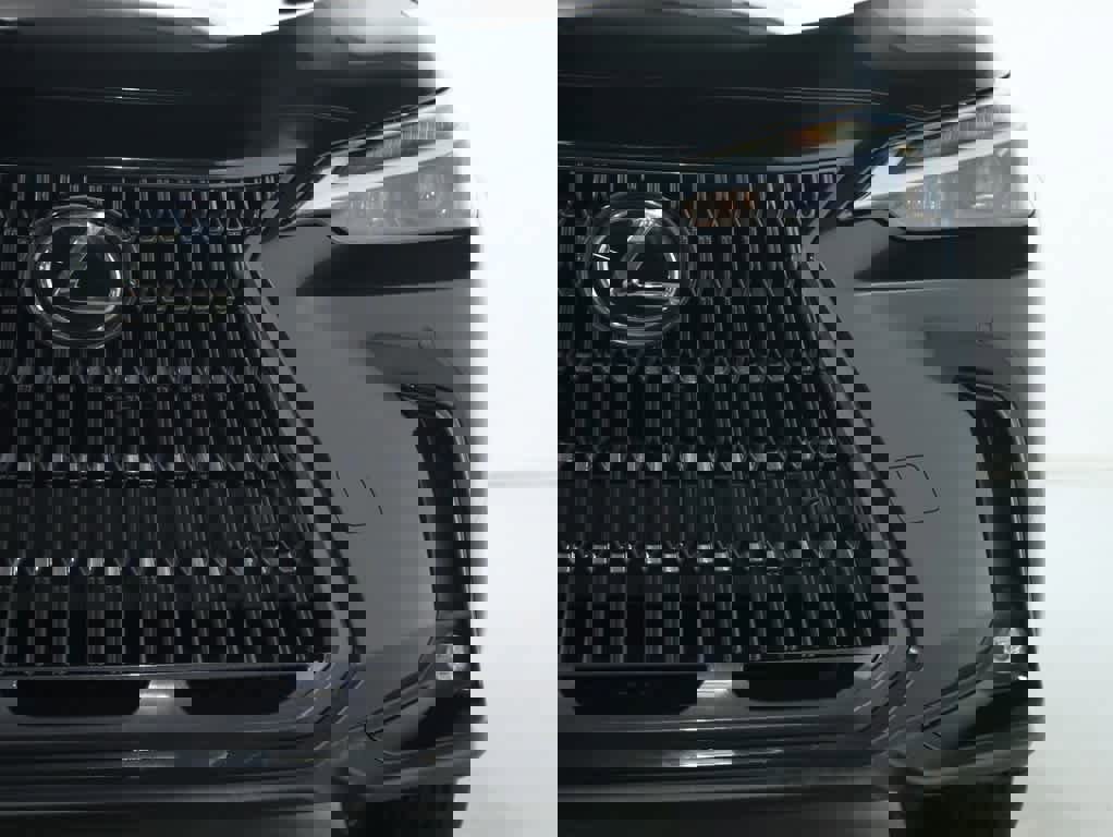 Used 2023 Lexus NX 350 AWD image 7