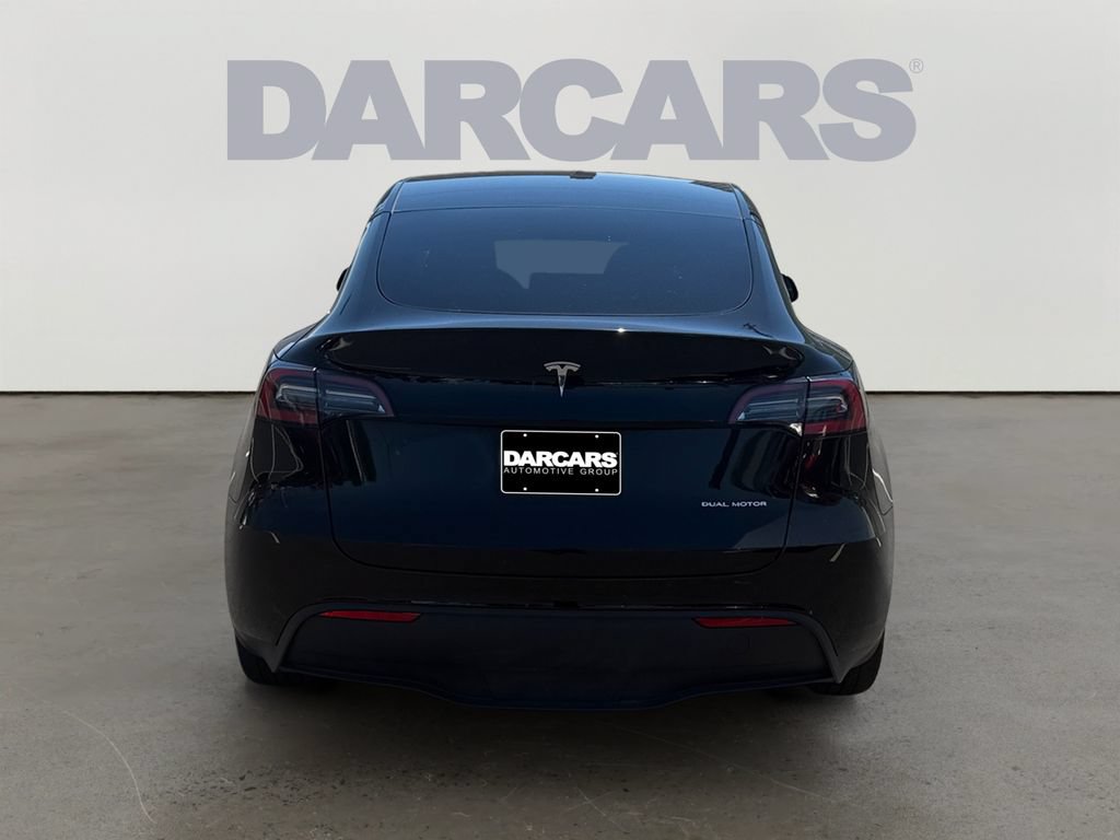 Used 2024 Tesla Model Y Long Range AWD/4WD image 6