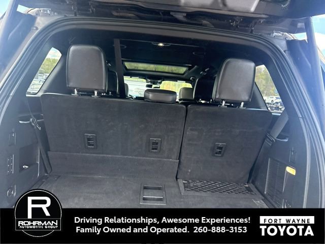 Used 2021 Ford Expedition Limited AWD/4WD image 11