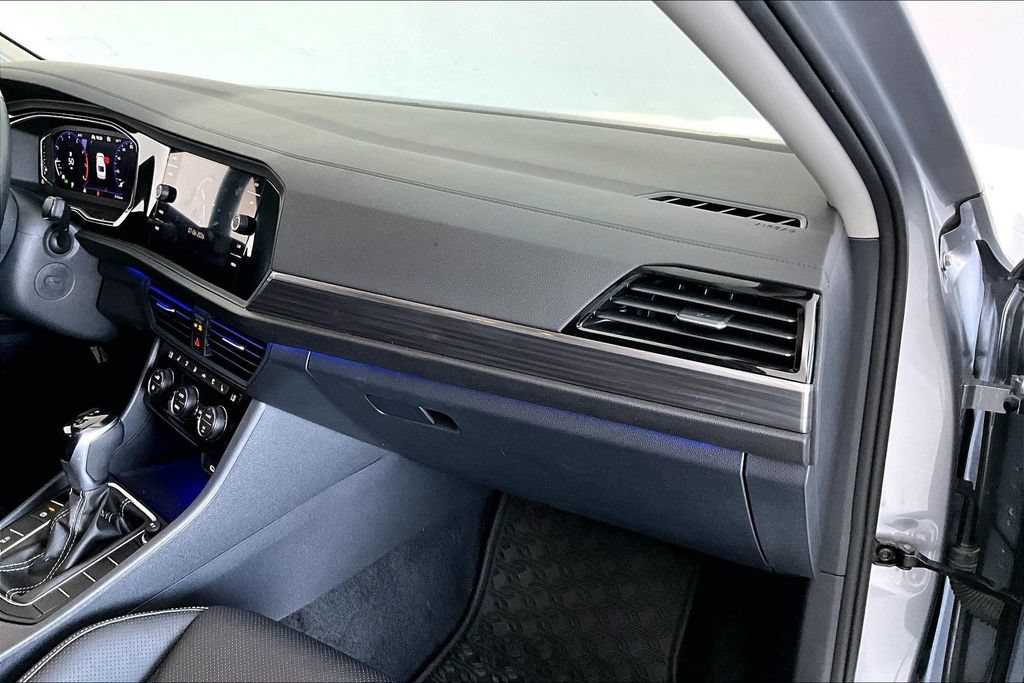 Used 2024 Volkswagen Jetta SEL FWD image 19